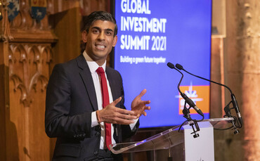 Rishi Sunak touts mandatory plans to help make UK world's first 'net zero aligned financial centre' - Vimarsana News